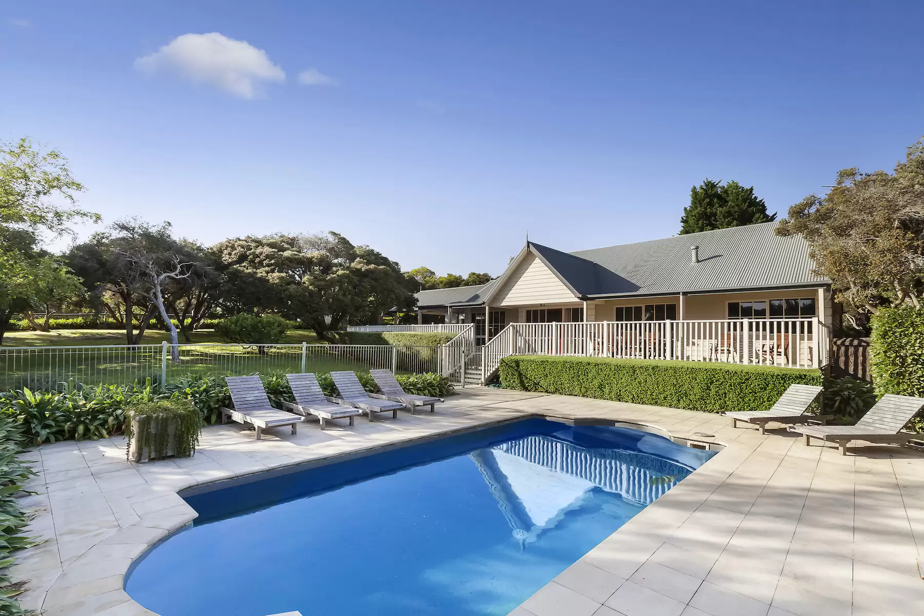 6 Tranquility Court, Portsea Sold by Melbourne Sotheby's International Realty - image 1