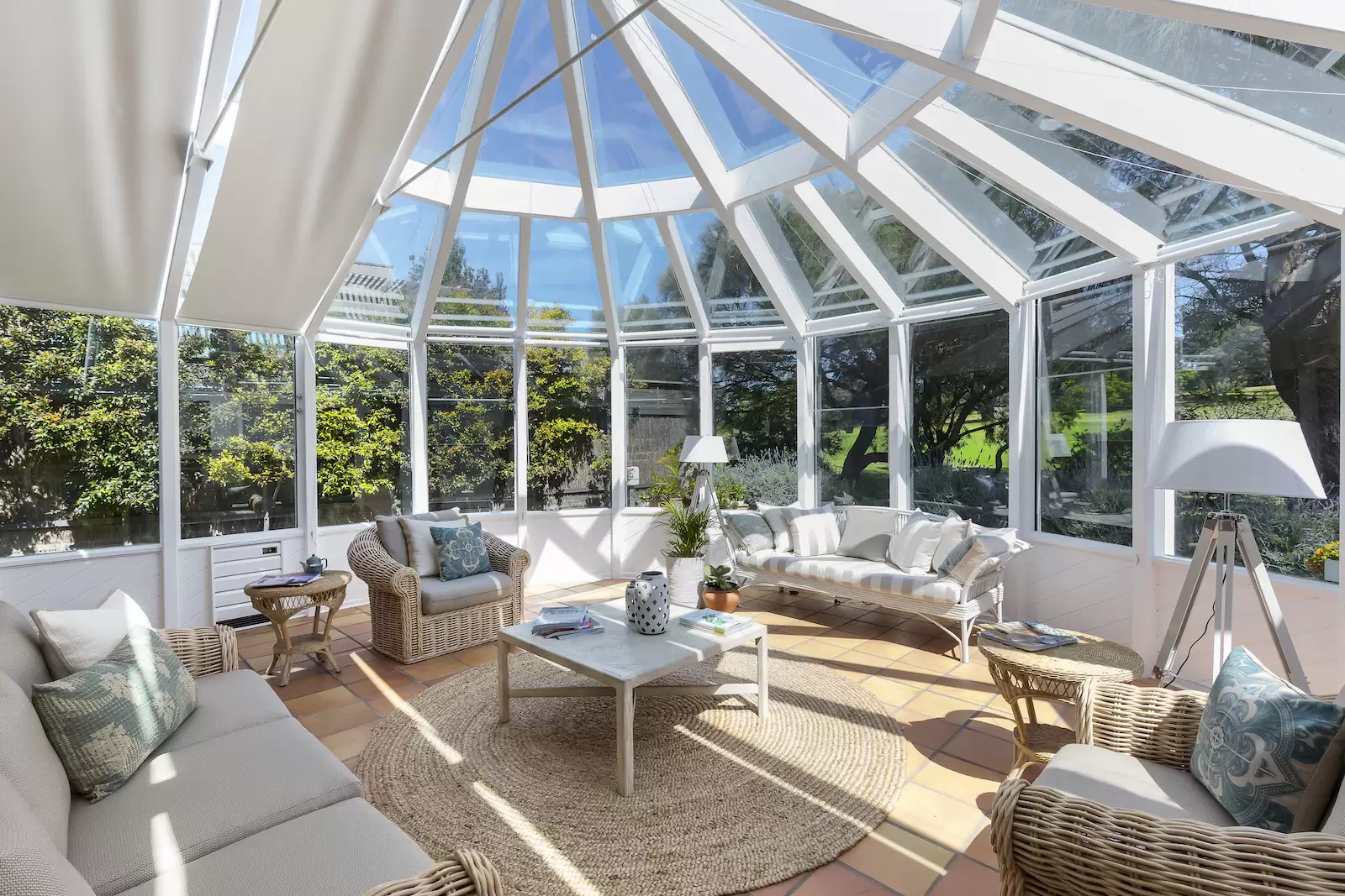 21 Greenwood Avenue, Sorrento Sold by Melbourne Sotheby's International Realty - image 2