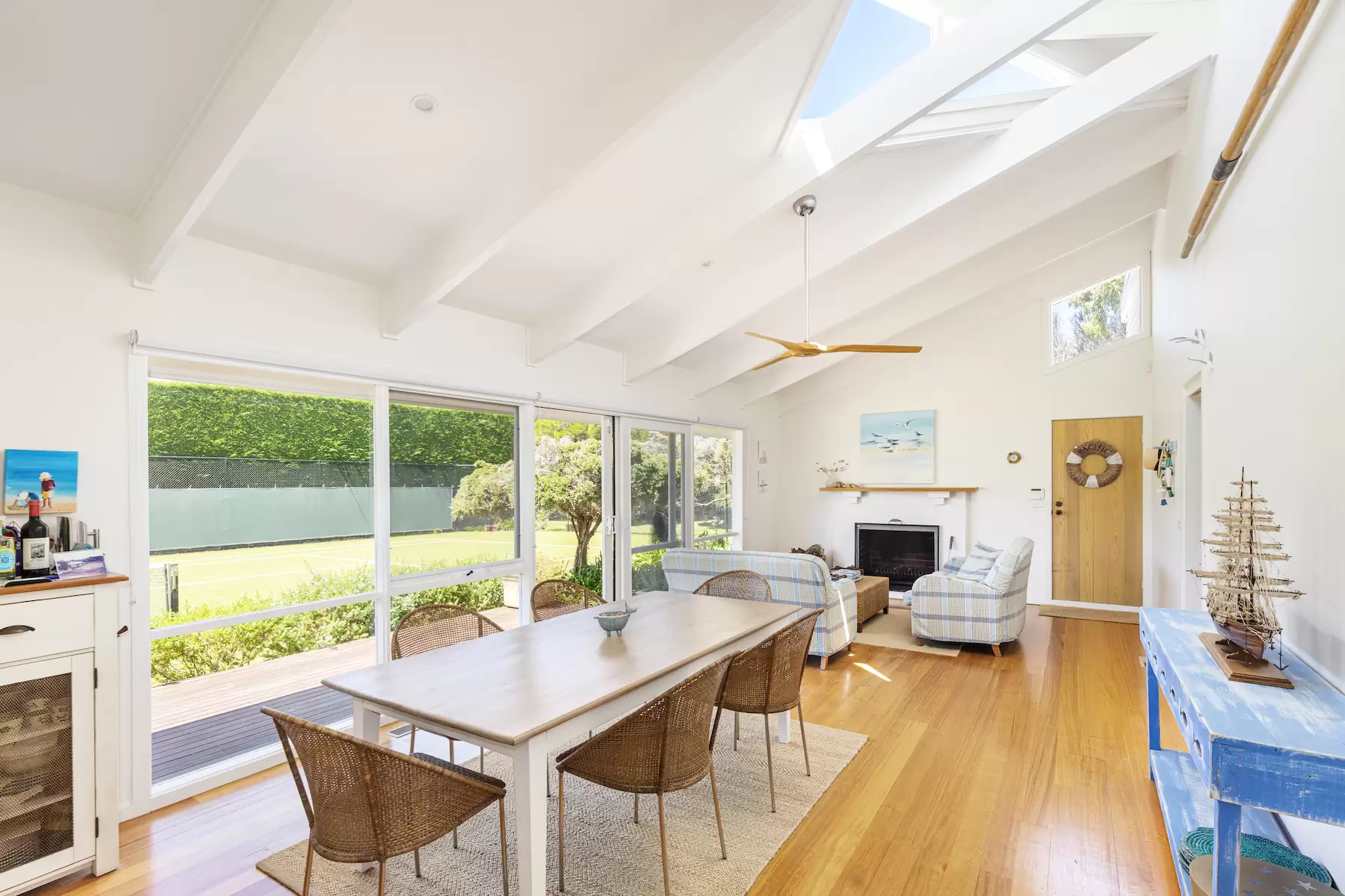 8 Farnsworth Avenue, Portsea Sold by Melbourne Sotheby's International Realty - image 4