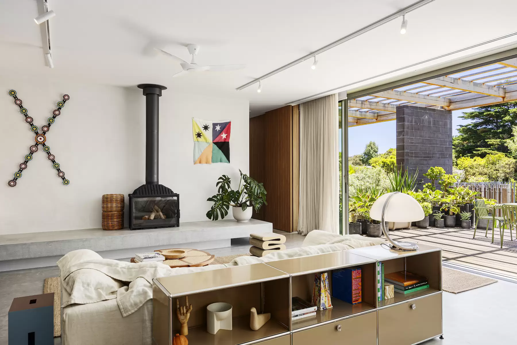32 Elizabeth Road, Portsea Sold by Melbourne Sotheby's International Realty - image 7