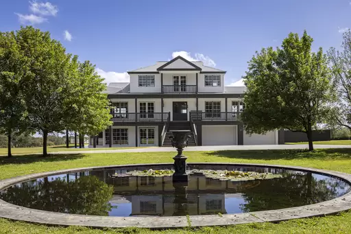 98 Sheehans Road, Red Hill Sold by Melbourne Sotheby's International Realty
