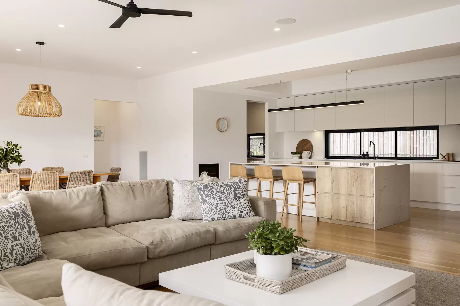 2 Dark Parade, Sorrento Sold by Melbourne Sotheby's International Realty - image 5