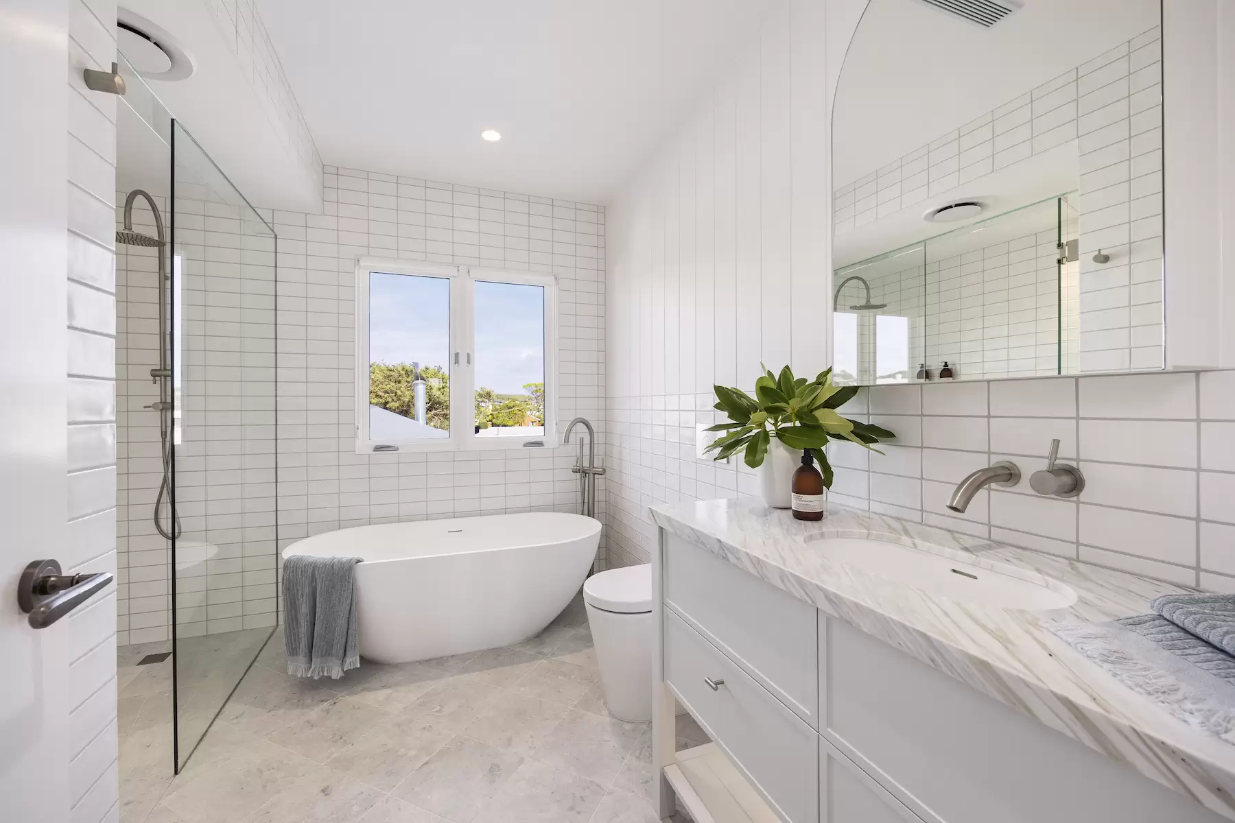 27 Newton Avenue, Sorrento Sold by Melbourne Sotheby's International Realty - image 17