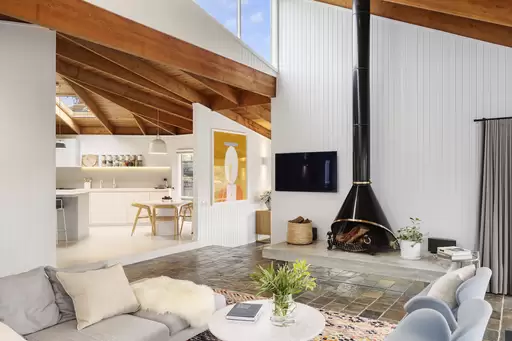7 Canterbury Street, Sorrento Sold by Melbourne Sotheby's International Realty