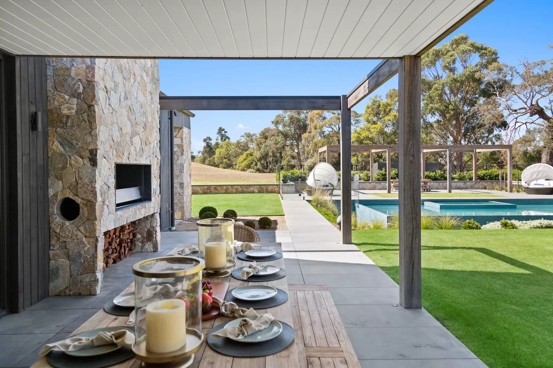 90 Wallaces Road, Dromana Sold by Melbourne Sotheby's International Realty - image 6