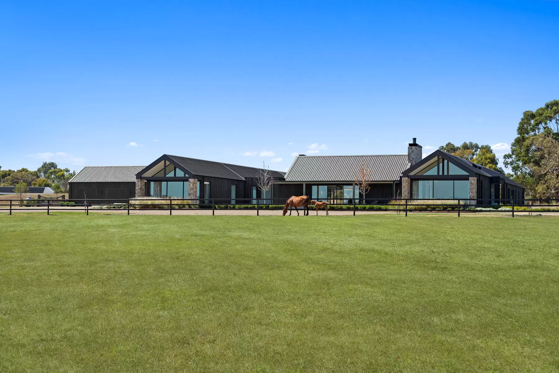 90 Wallaces Road, Dromana Sold by Melbourne Sotheby's International Realty - image 32
