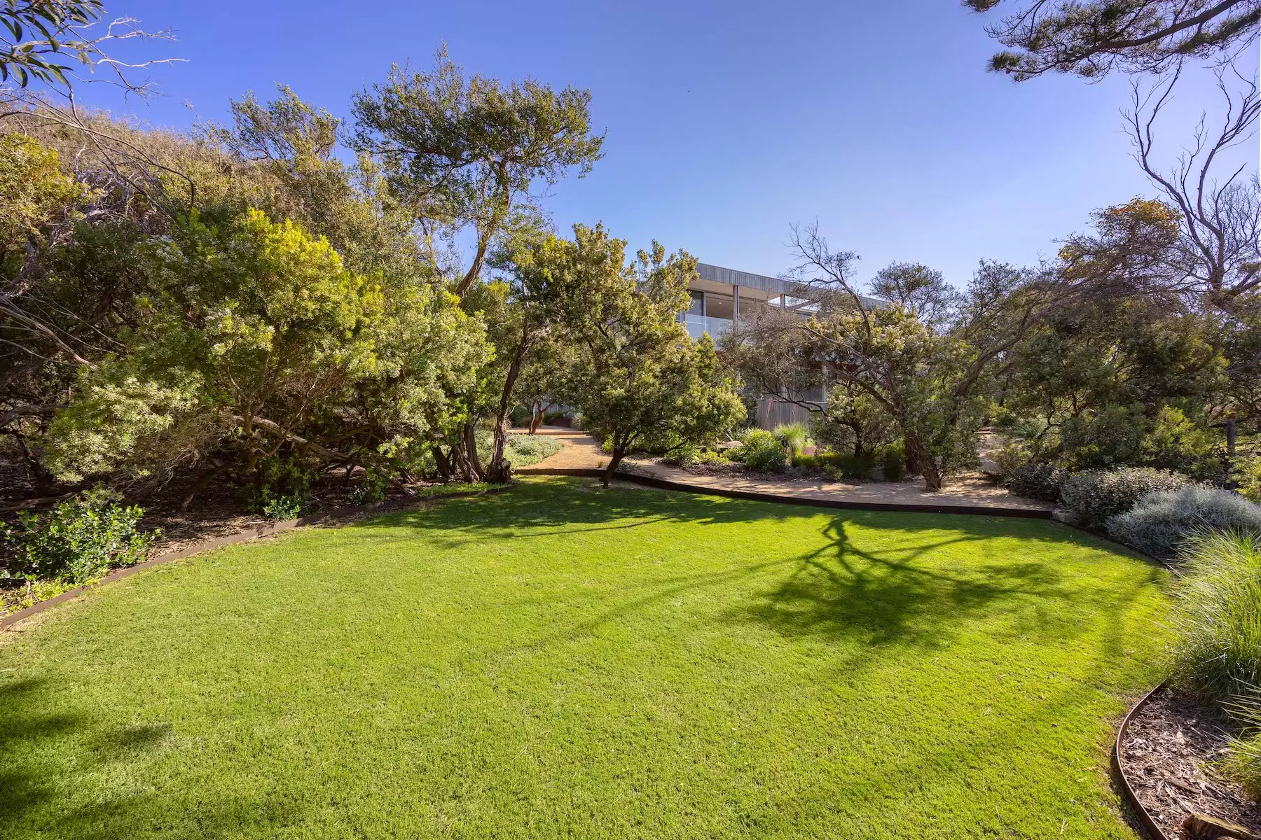 26 Ritchie Avenue, Blairgowrie Sold by Melbourne Sotheby's International Realty - image 6