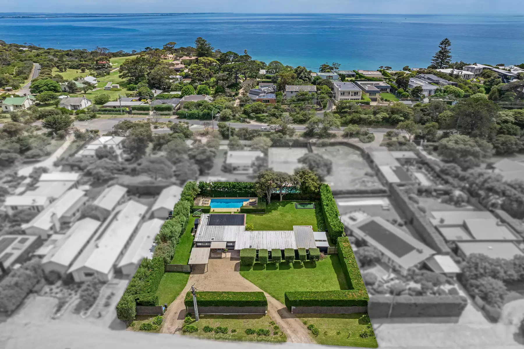22-24 Relph Avenue, Portsea Sold by Melbourne Sotheby's International Realty - image 2