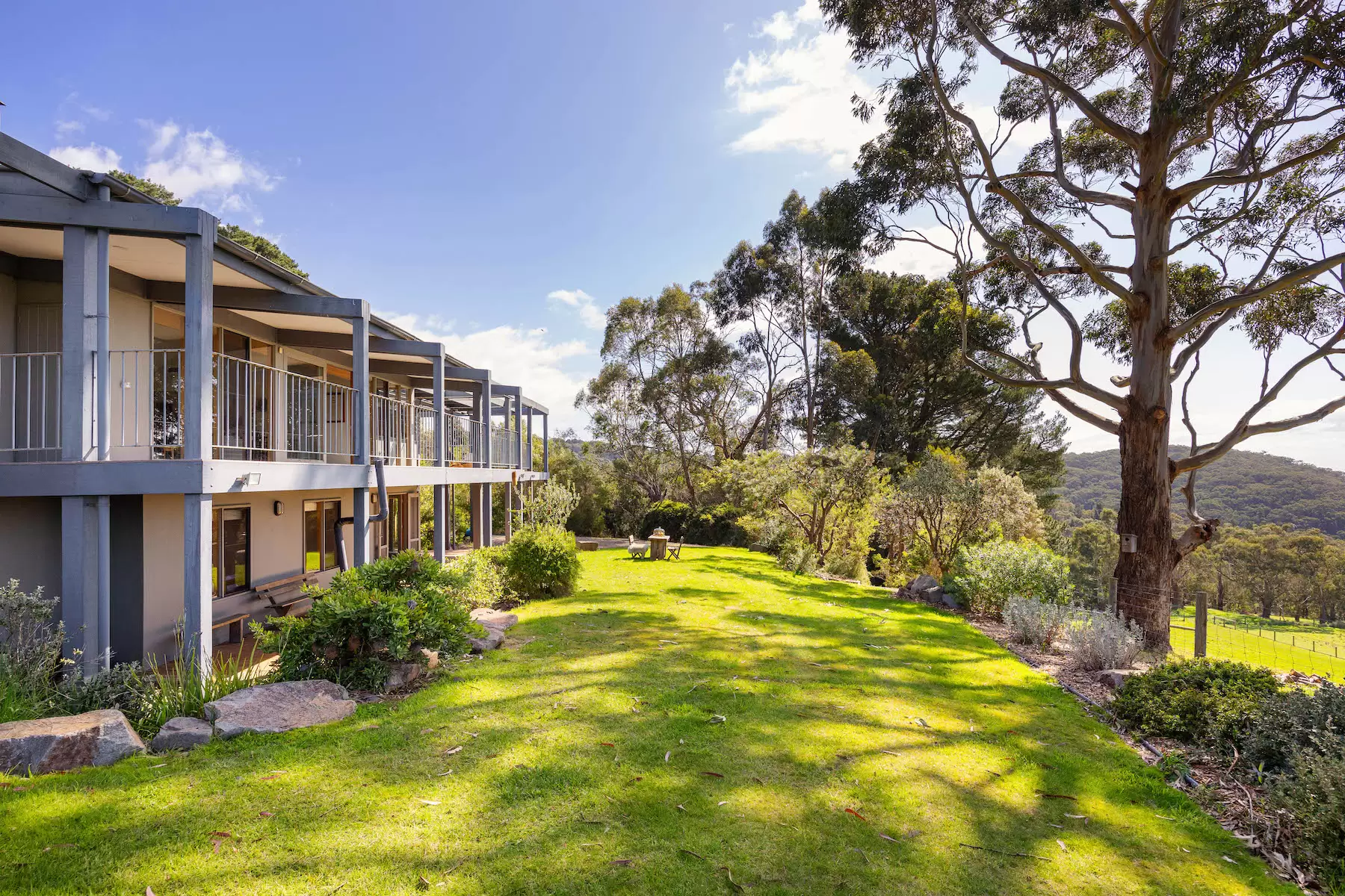 30 Sheehans Road, Red Hill Sold by Melbourne Sotheby's International Realty - image 2