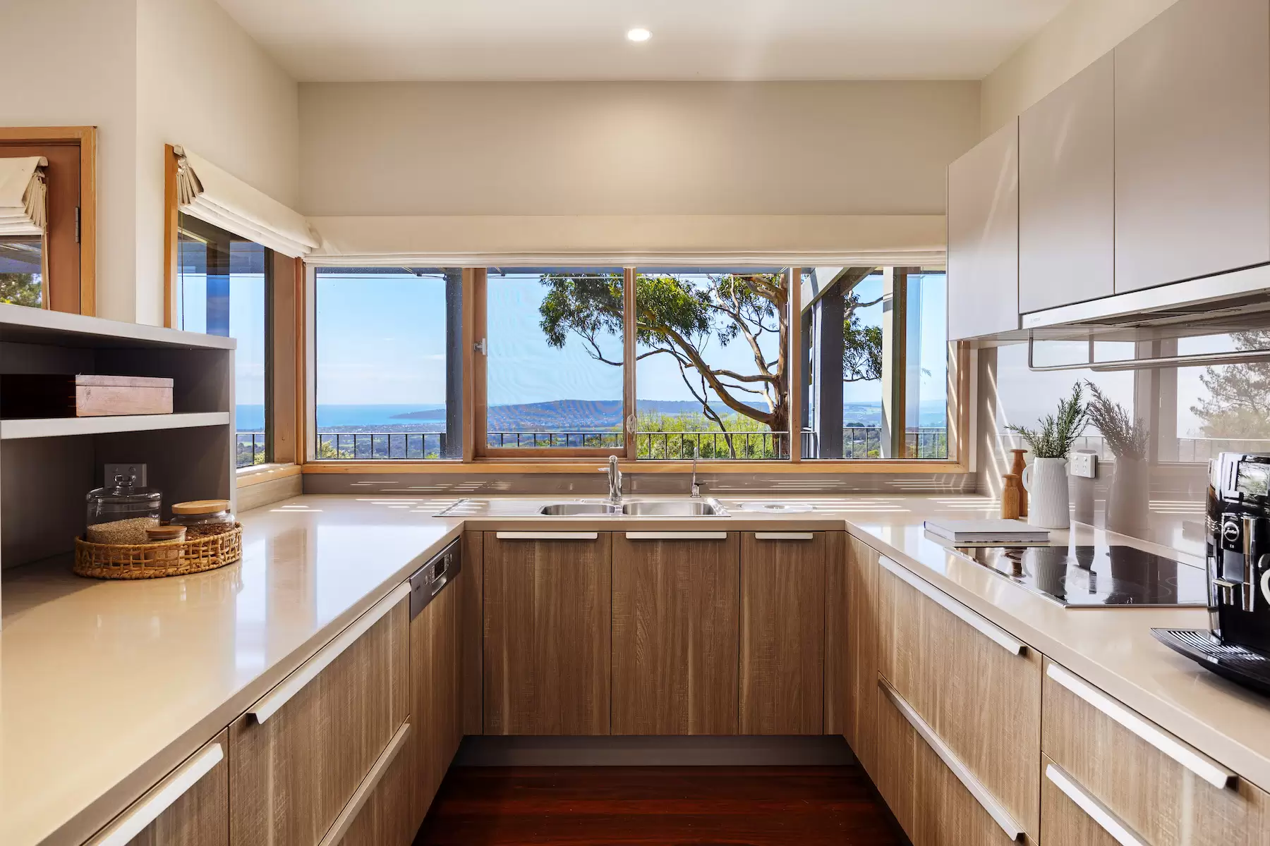30 Sheehans Road, Red Hill Sold by Melbourne Sotheby's International Realty - image 11