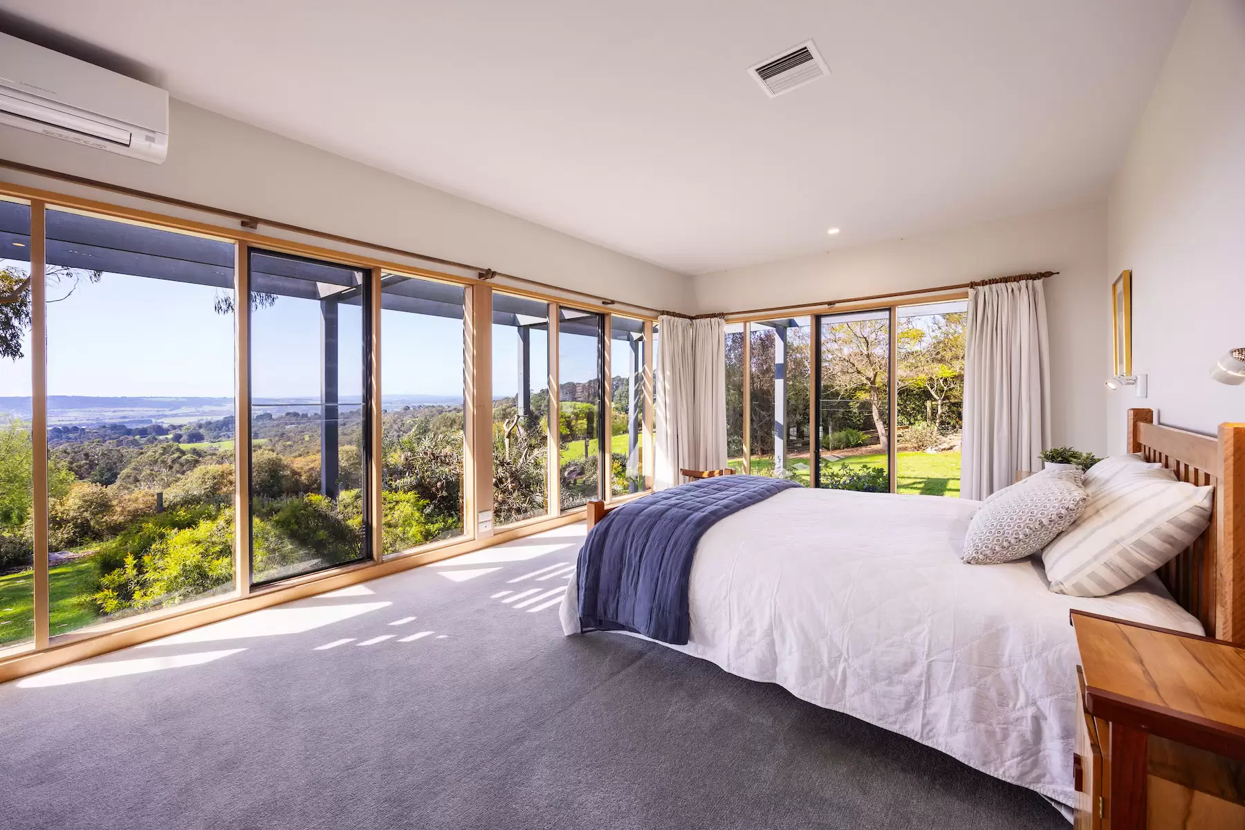 30 Sheehans Road, Red Hill Sold by Melbourne Sotheby's International Realty - image 13
