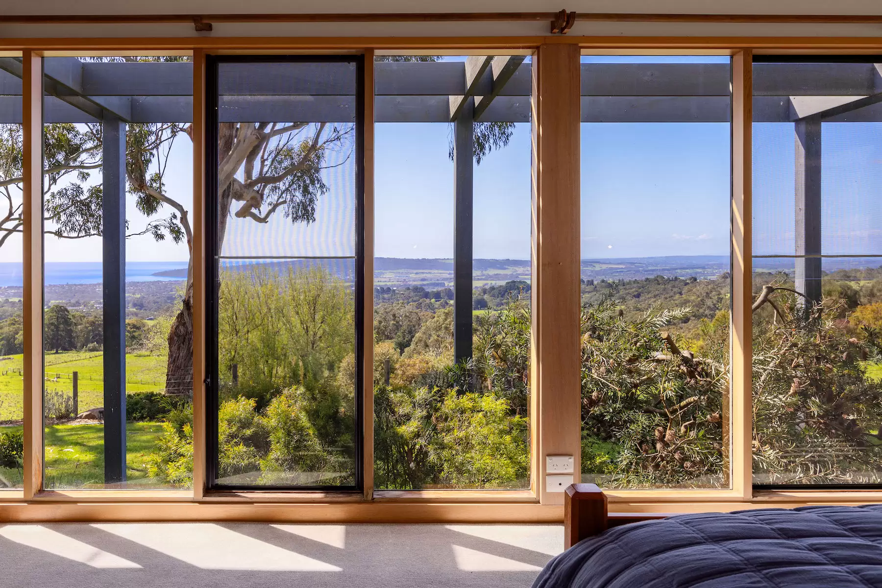30 Sheehans Road, Red Hill Sold by Melbourne Sotheby's International Realty - image 14