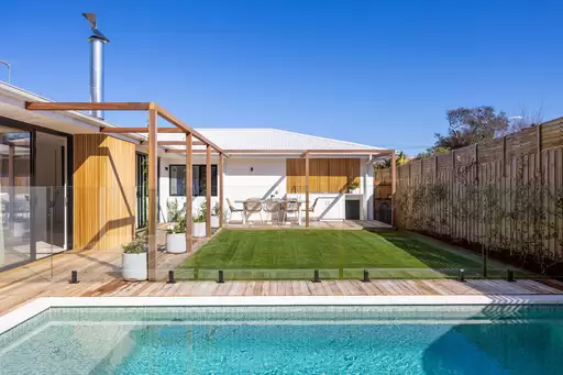 16 Denby Avenue, Sorrento Sold by Melbourne Sotheby's International Realty