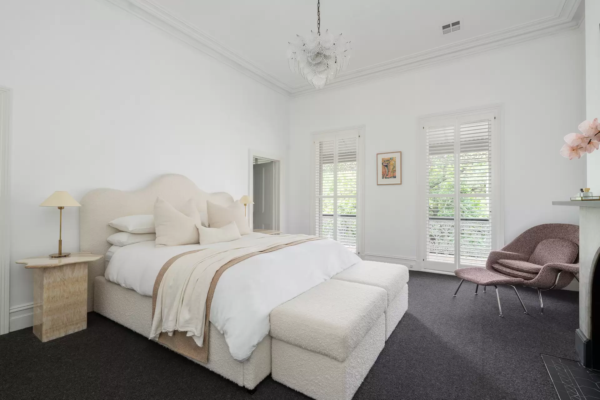 7 Kensington Road, South Yarra Sold by Melbourne Sotheby's International Realty - image 1