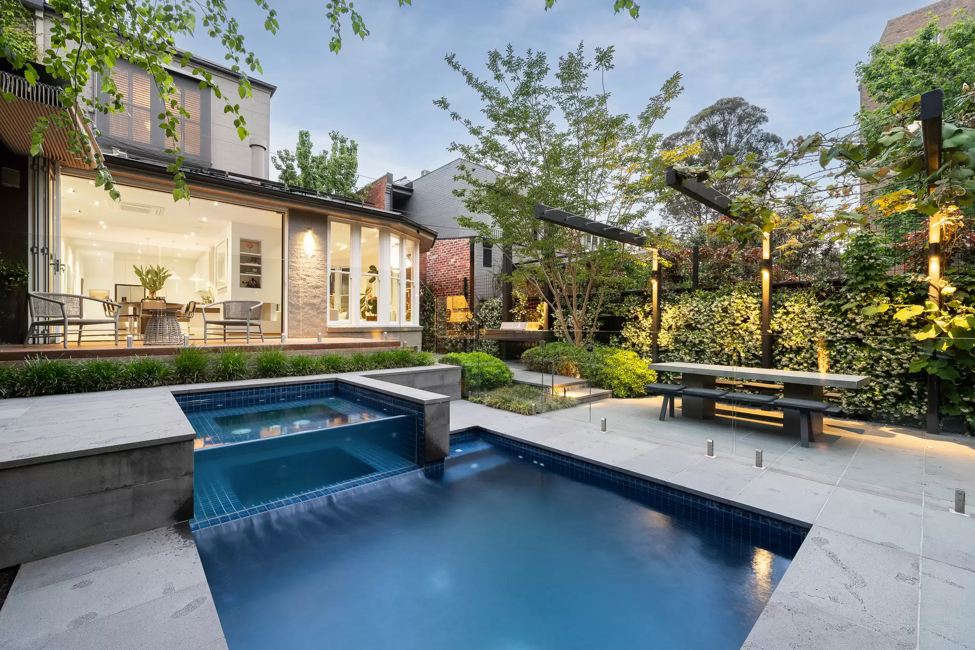 7 Kensington Road, South Yarra Sold by Melbourne Sotheby's International Realty - image 2