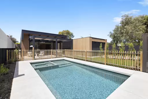 31 Charles Street, Blairgowrie Sold by Melbourne Sotheby's International Realty