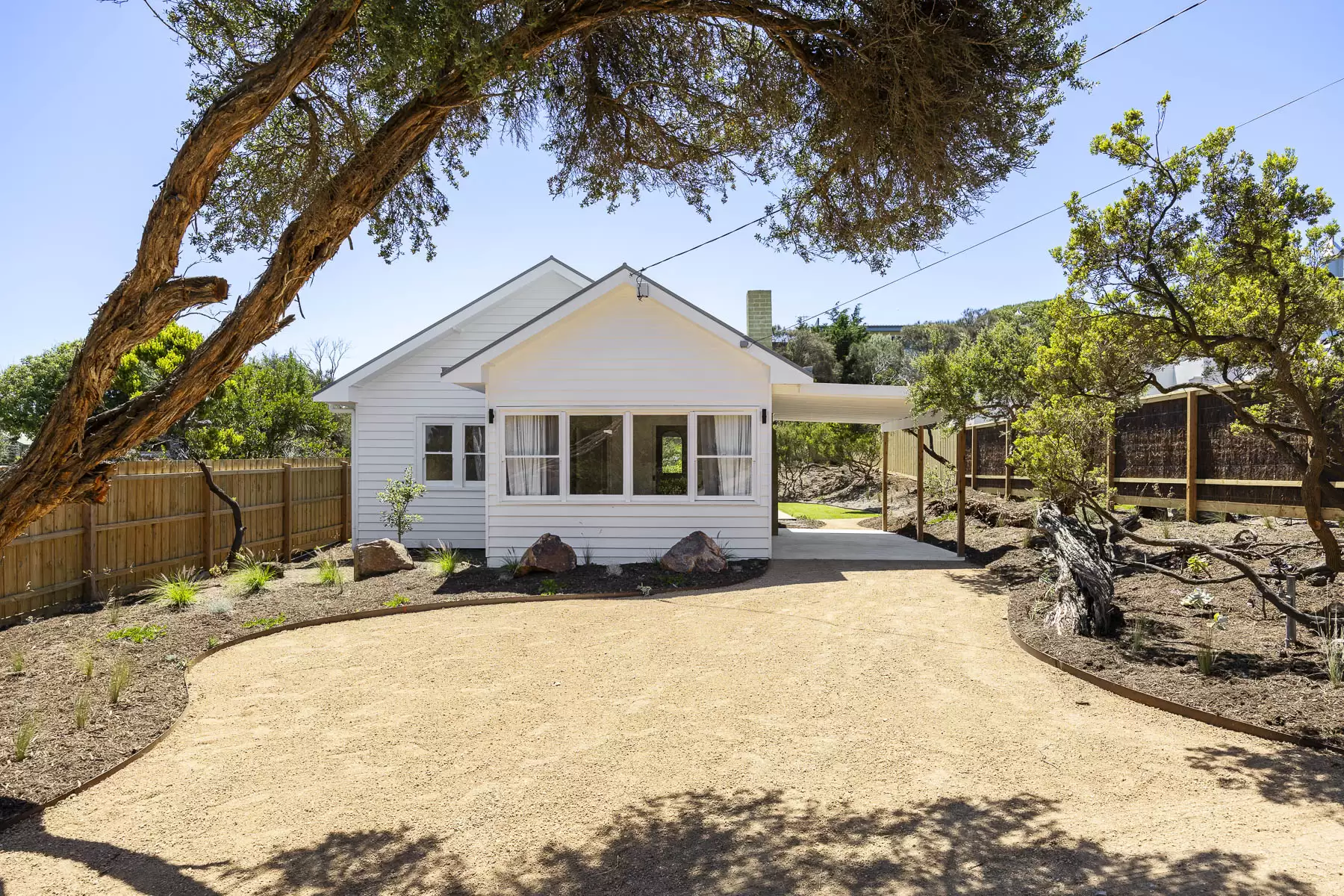 16 Beach Avenue, Blairgowrie Sold by Melbourne Sotheby's International Realty - image 2