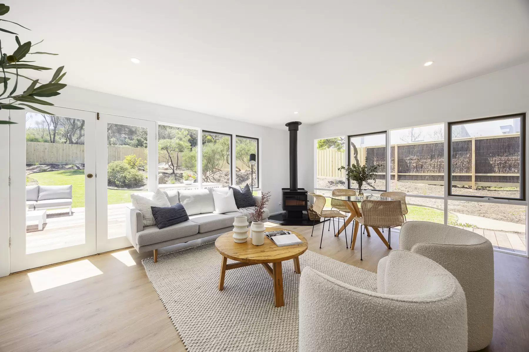 16 Beach Avenue, Blairgowrie Sold by Melbourne Sotheby's International Realty - image 7