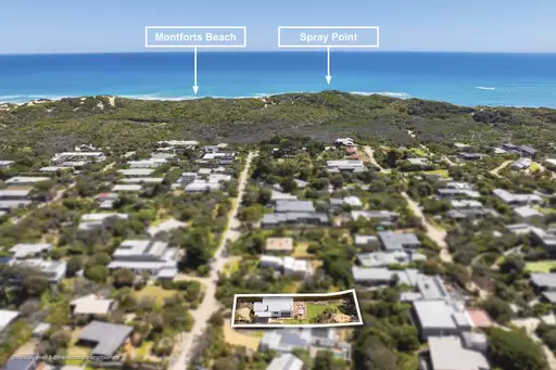 16 Beach Avenue, Blairgowrie Sold by Melbourne Sotheby's International Realty