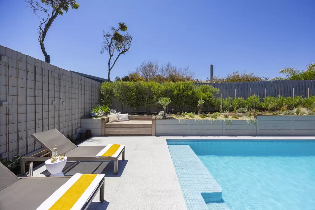 54 Ritchie Avenue, Blairgowrie Sold by Melbourne Sotheby's International Realty