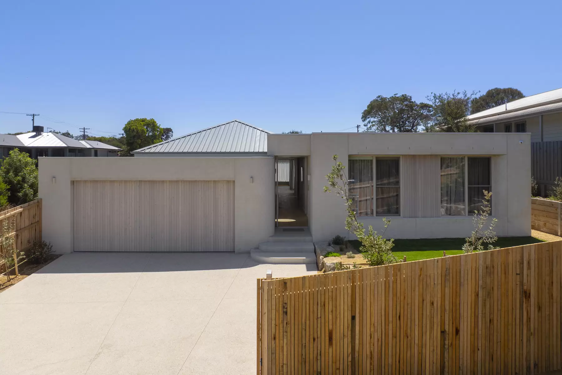 6 Kokoda Street, Sorrento Sold by Melbourne Sotheby's International Realty - image 3