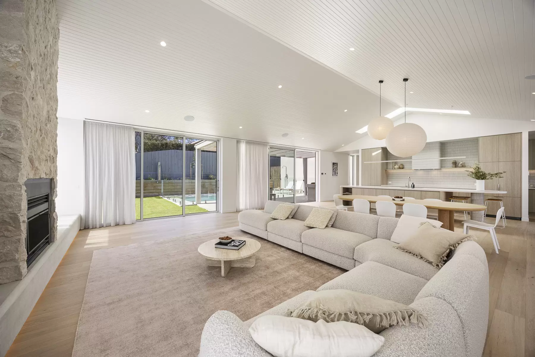 6 Kokoda Street, Sorrento Sold by Melbourne Sotheby's International Realty - image 6
