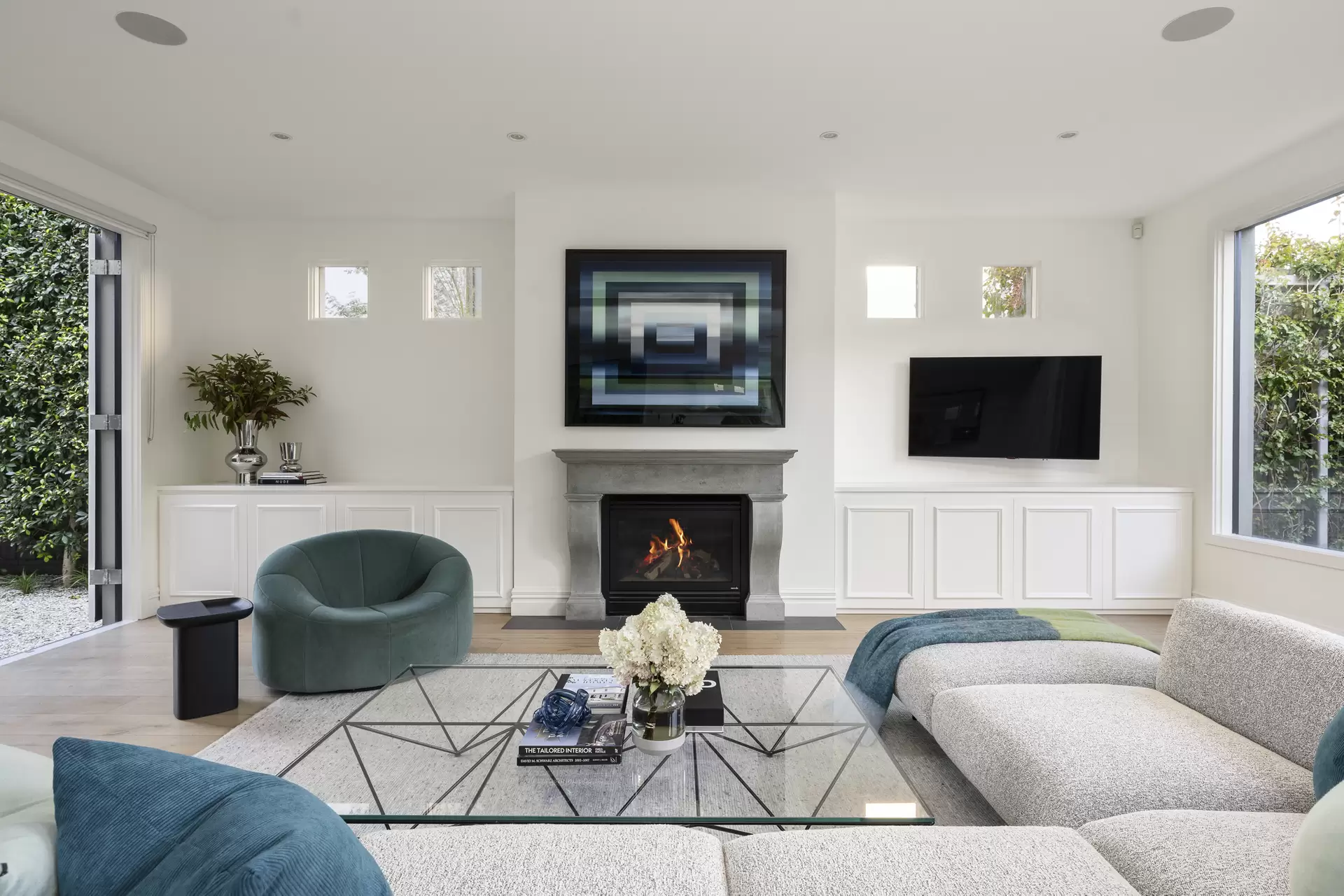 30 Chesterfield Avenue, Malvern Sold by Melbourne Sotheby's International Realty - image 1