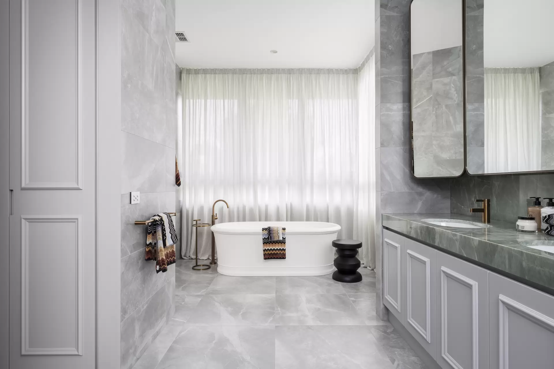 30 Chesterfield Avenue, Malvern Sold by Melbourne Sotheby's International Realty - image 1
