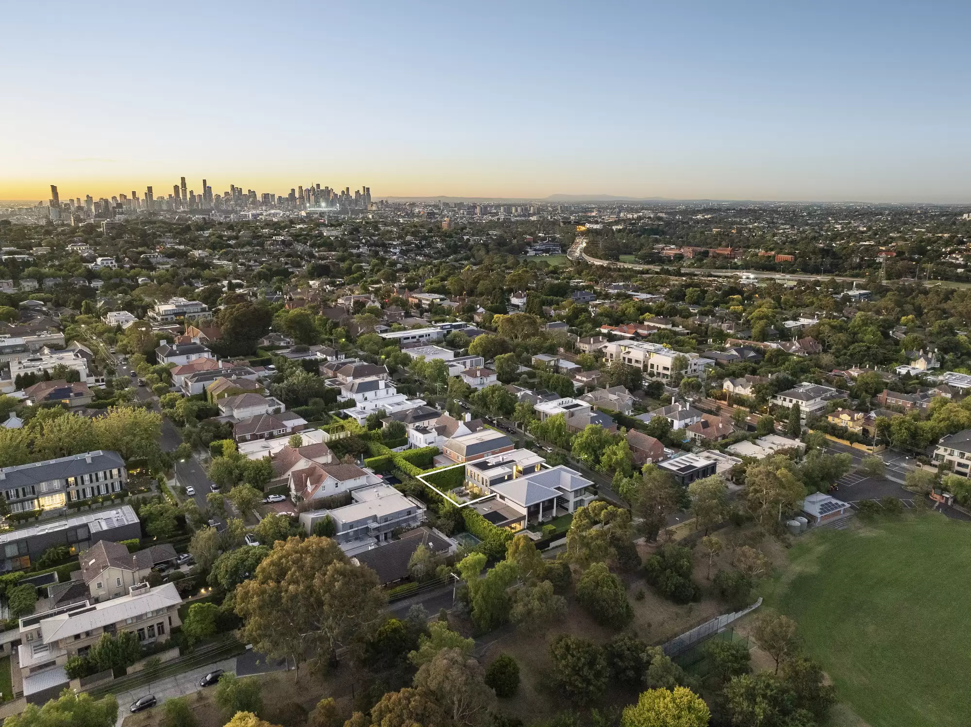 30 Chesterfield Avenue, Malvern Sold by Melbourne Sotheby's International Realty - image 24