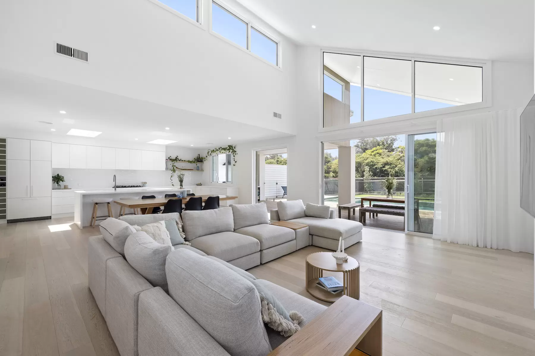 377 Melbourne Road, Blairgowrie Sold by Melbourne Sotheby's International Realty - image 9