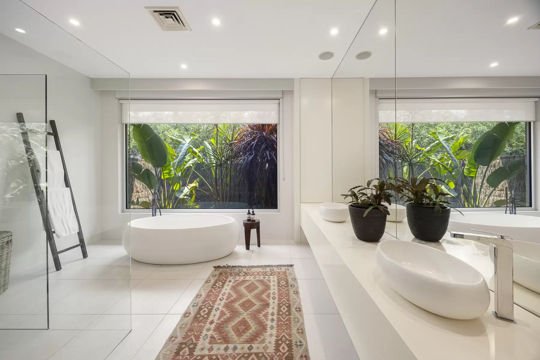 3 Tea Tree Rise, Portsea Sold by Melbourne Sotheby's International Realty - image 13