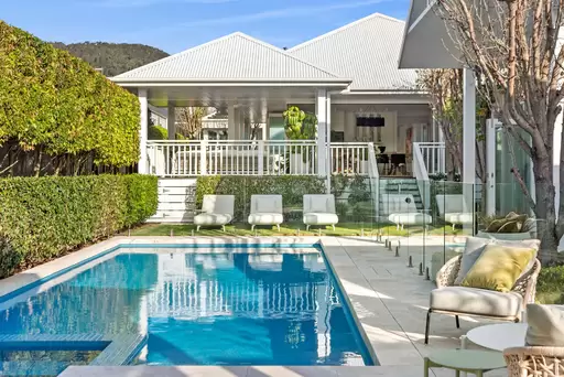 16 Catherine Street, McCrae Sold by Melbourne Sotheby's International Realty