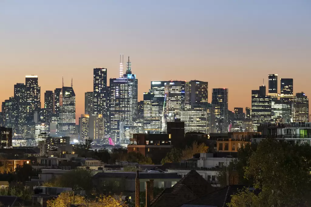 Penthouse/30 Springfield Avenue, Toorak Sold by Melbourne Sotheby's International Realty