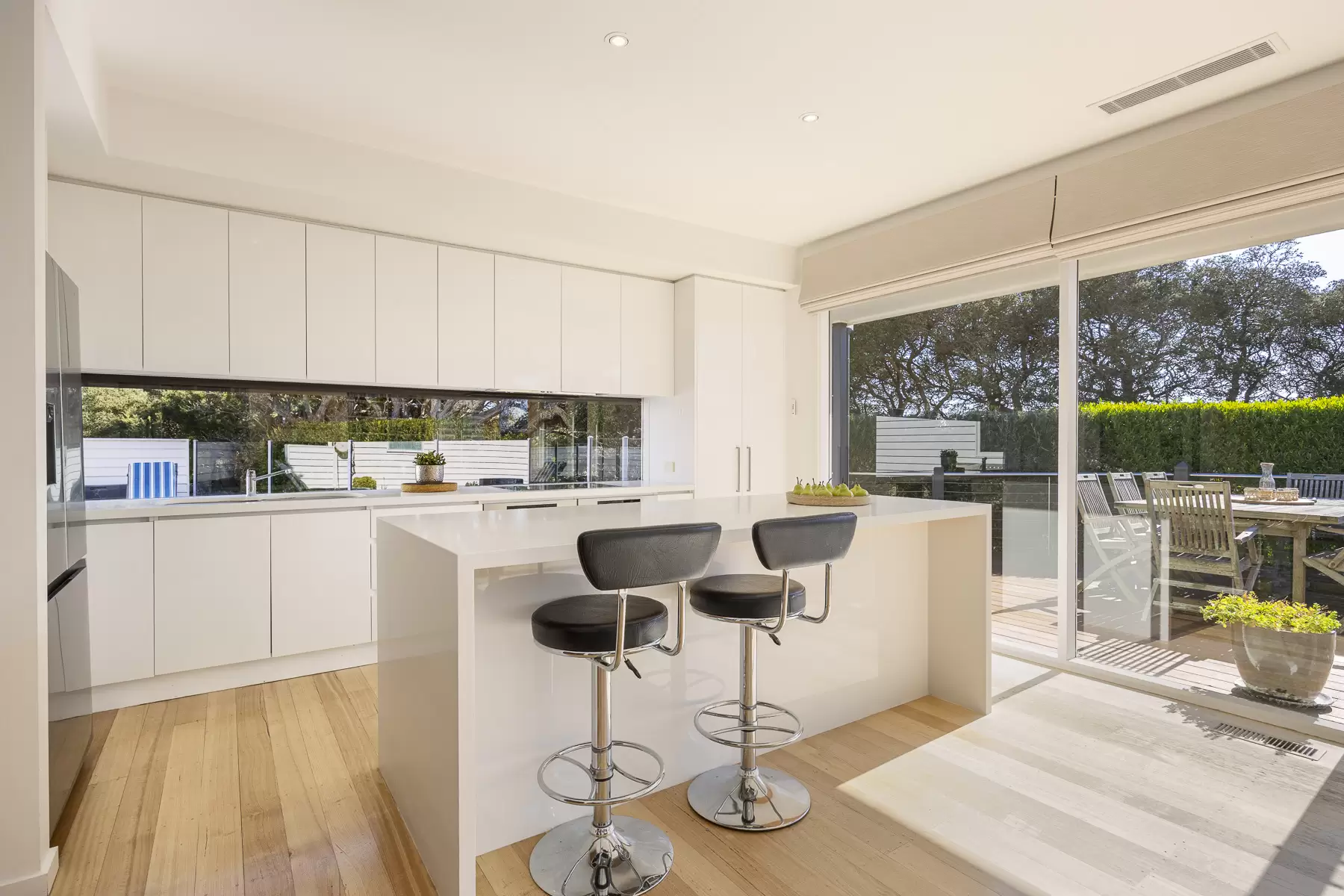 12 Clovelly Court, Portsea Sold by Melbourne Sotheby's International Realty - image 6