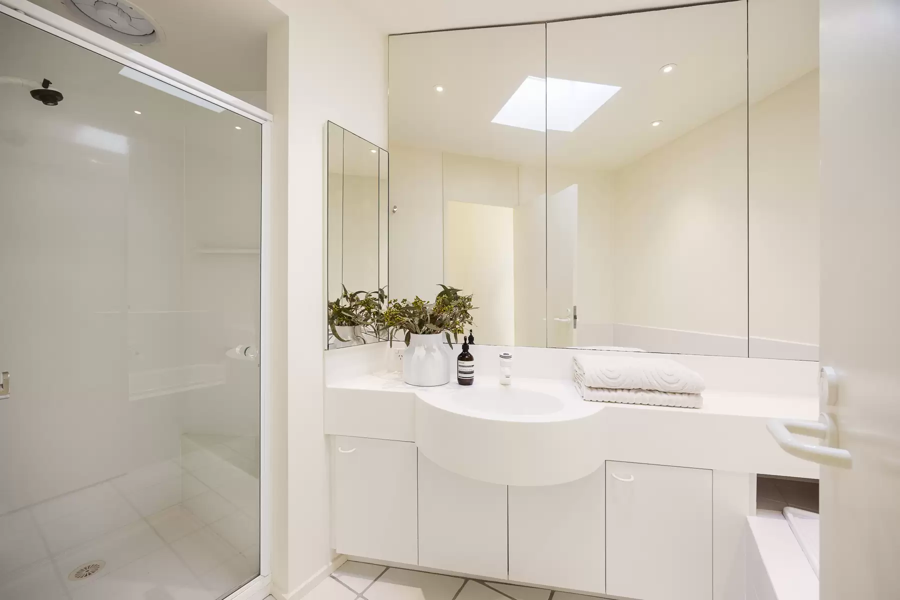 56 Elizabeth Road, Portsea Sold by Melbourne Sotheby's International Realty - image 14