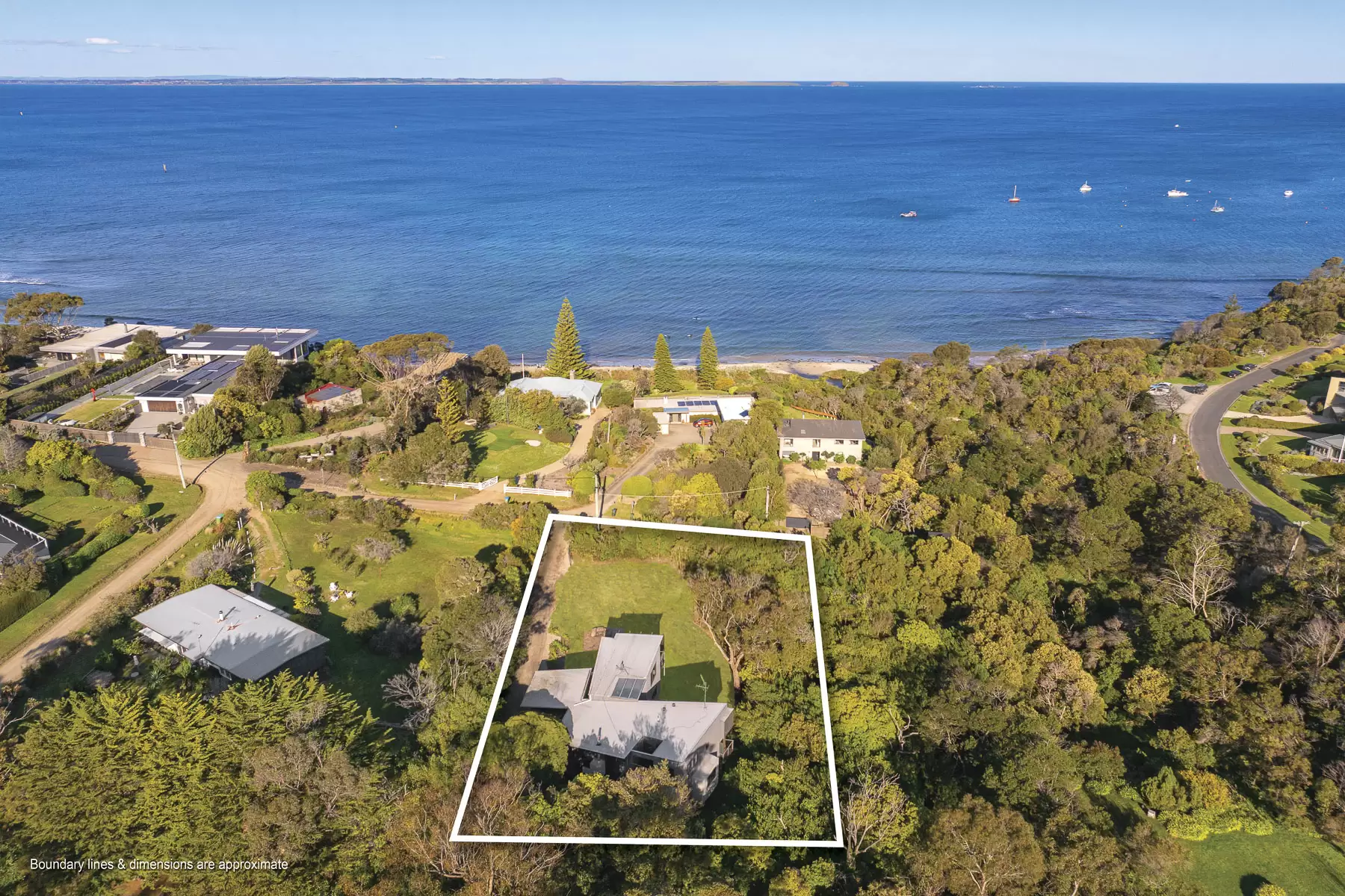 14 Spindrift Avenue, Flinders For Sale by Melbourne Sotheby's International Realty - image 2