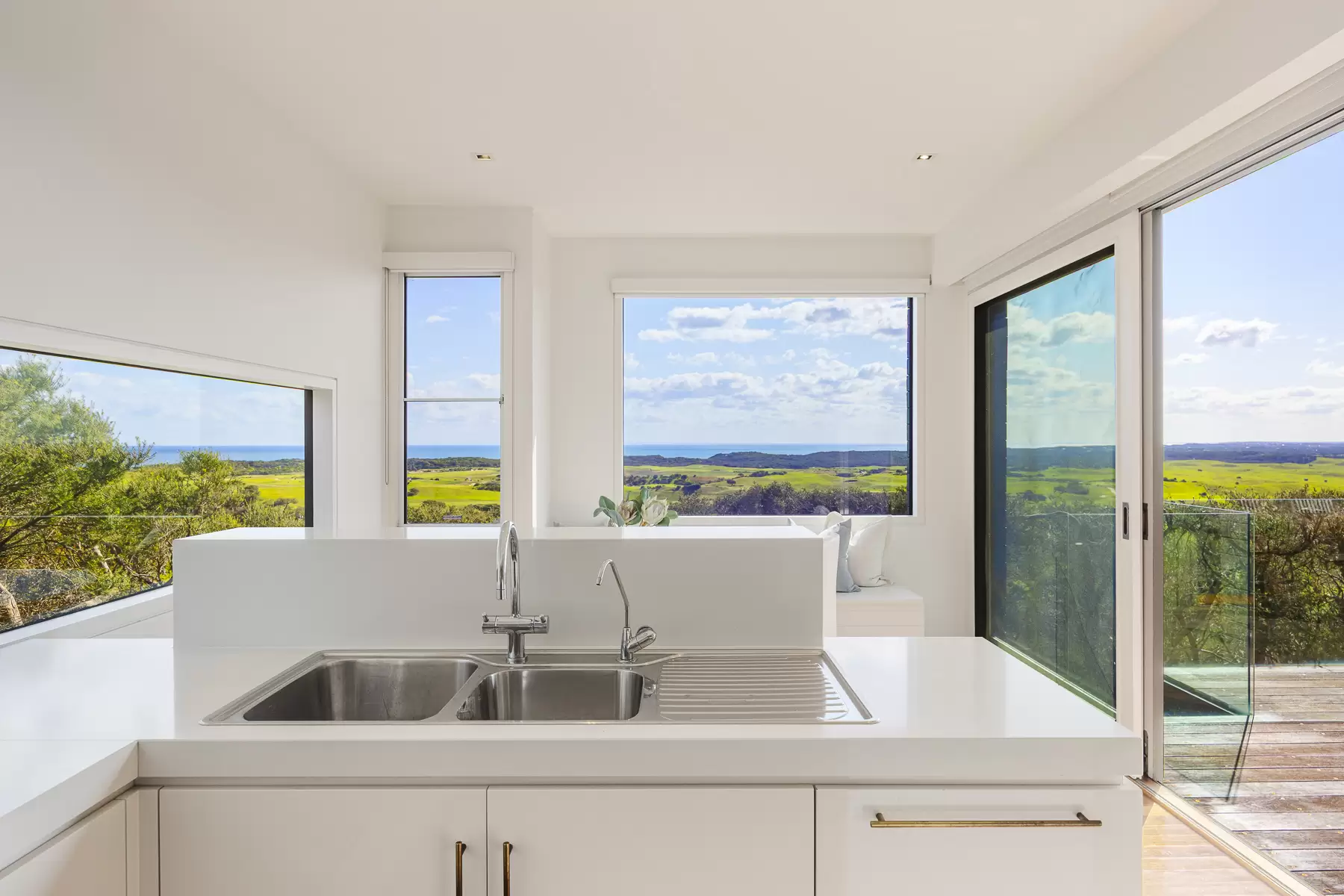 5 The Cups Drive, Cape Schanck For Sale by Melbourne Sotheby's International Realty - image 10