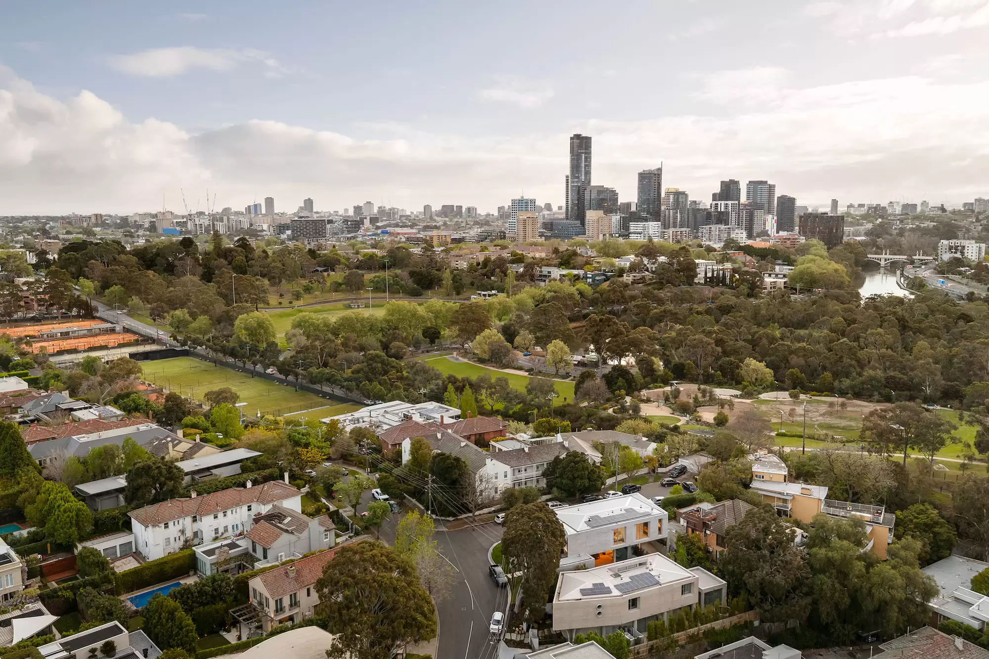 5 Glover Court, Toorak Sold by Melbourne Sotheby's International Realty - image 23