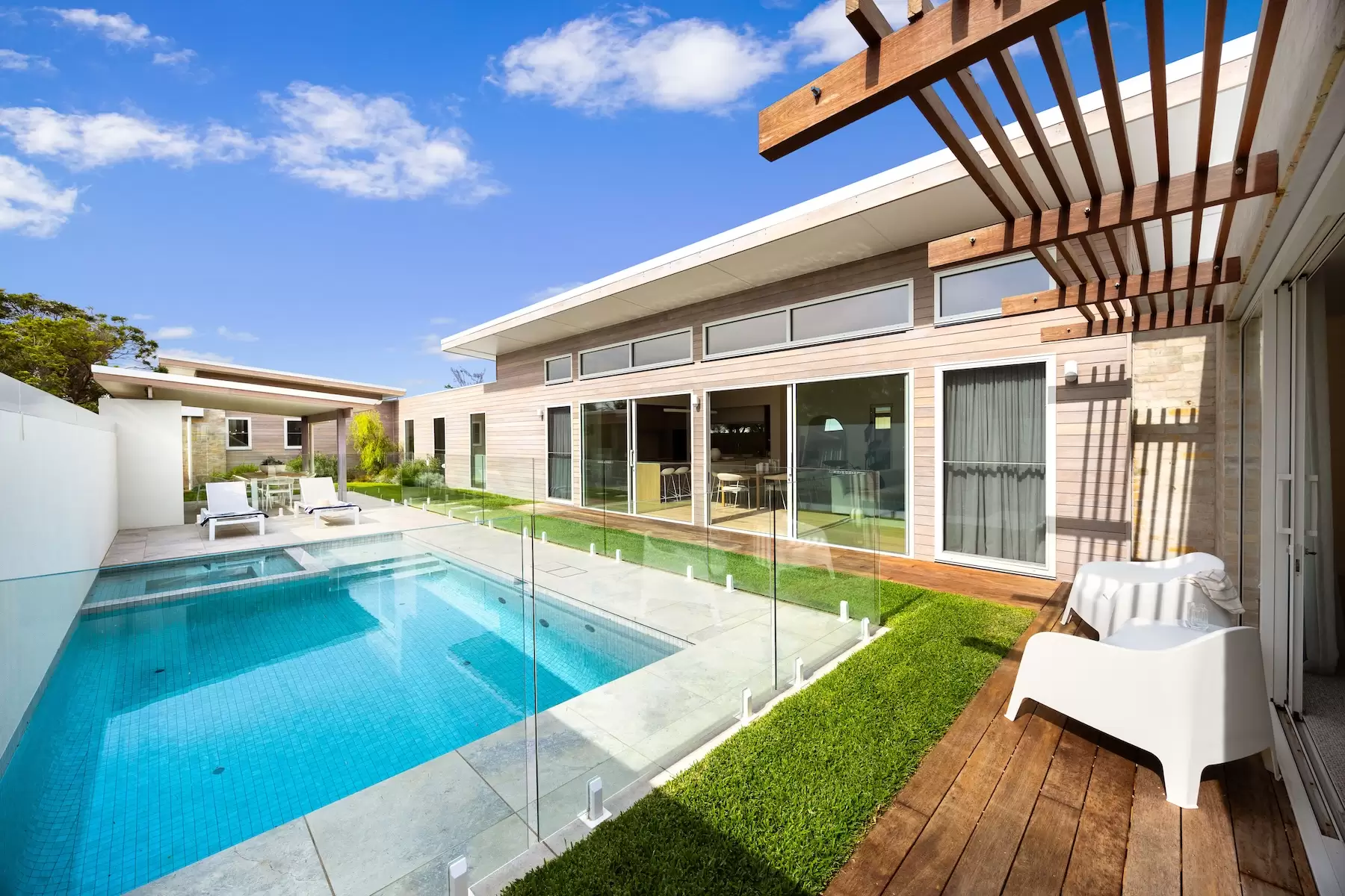 24 Ridley Street, Blairgowrie For Sale by Melbourne Sotheby's International Realty - image 4
