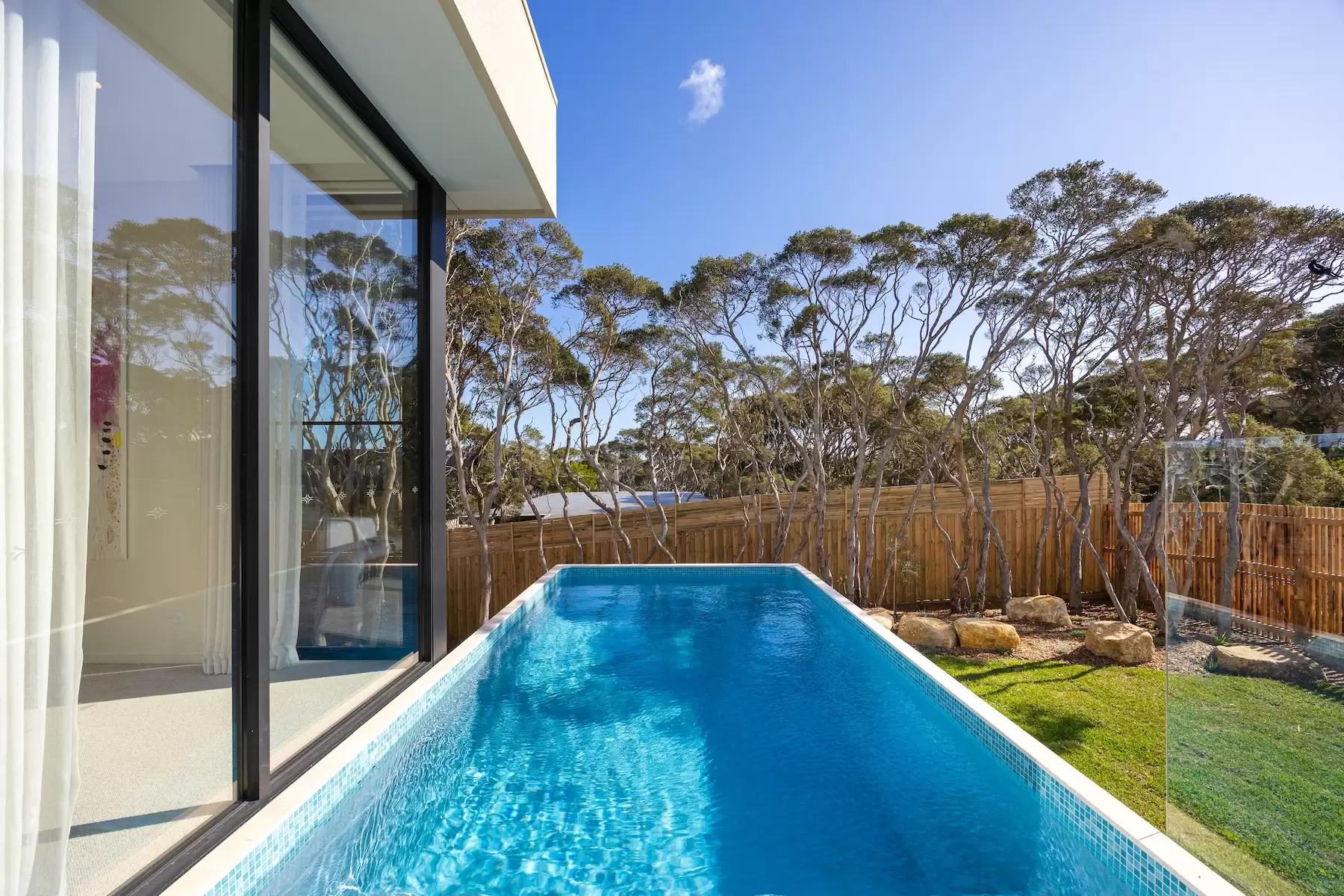 5 Harleian Street, Blairgowrie Sold by Melbourne Sotheby's International Realty - image 2