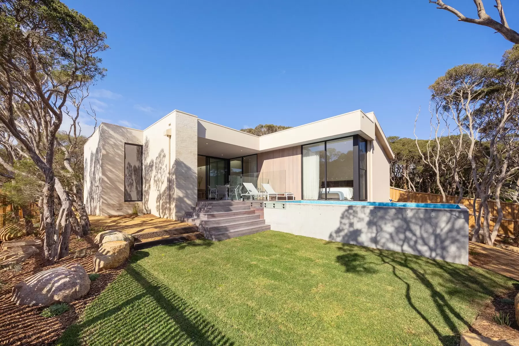 5 Harleian Street, Blairgowrie Sold by Melbourne Sotheby's International Realty - image 4