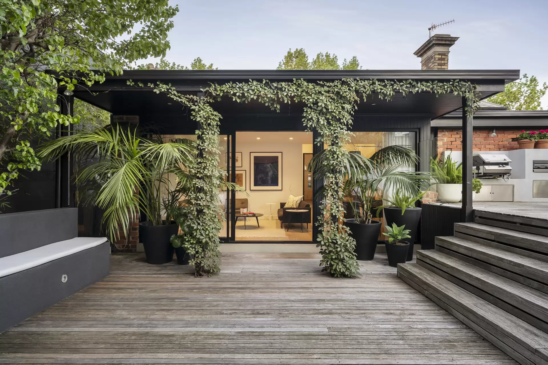 59 Tivoli Road, South Yarra Sold by Melbourne Sotheby's International Realty - image 1