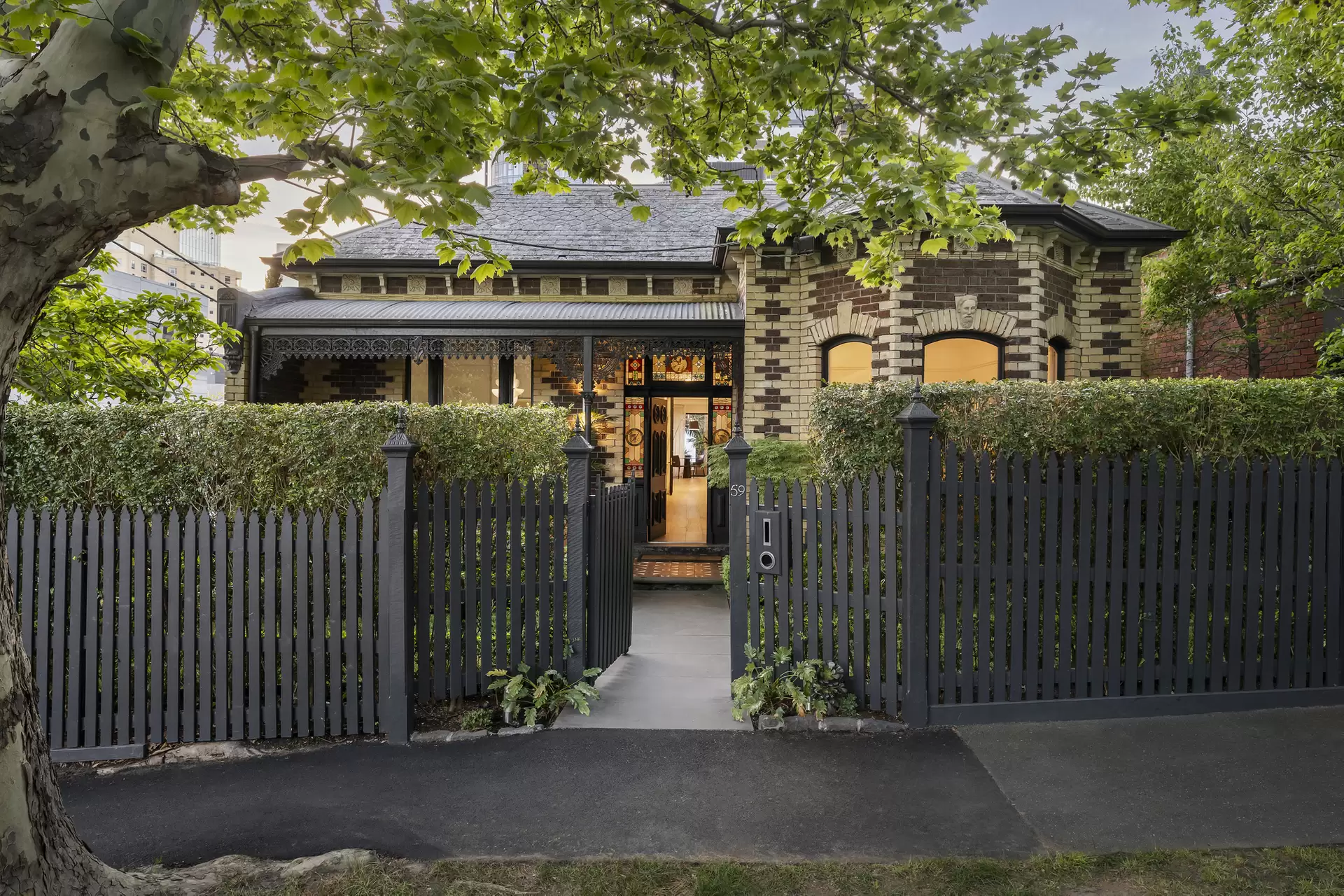 59 Tivoli Road, South Yarra Sold by Melbourne Sotheby's International Realty - image 1