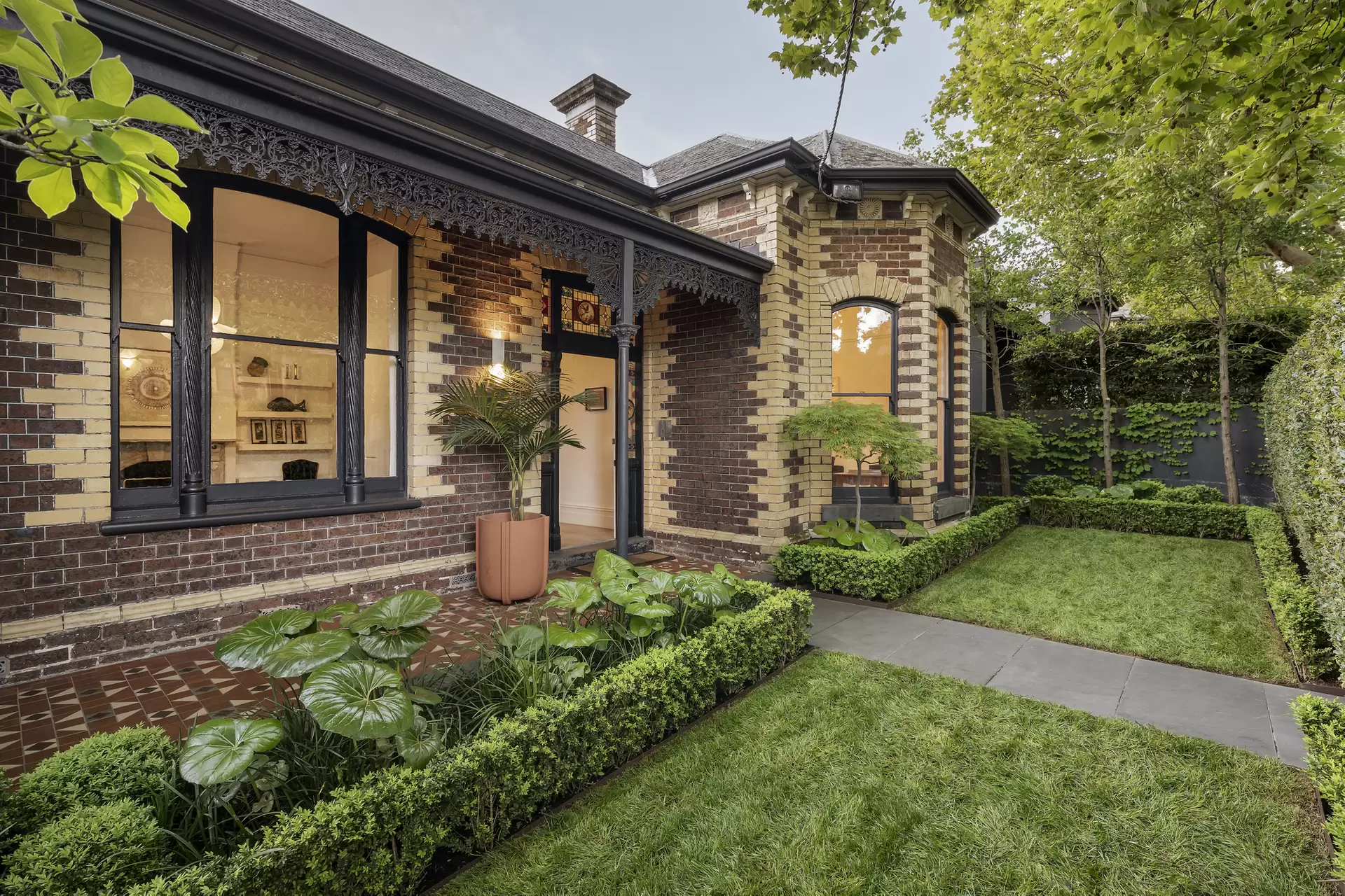 59 Tivoli Road, South Yarra Sold by Melbourne Sotheby's International Realty - image 1