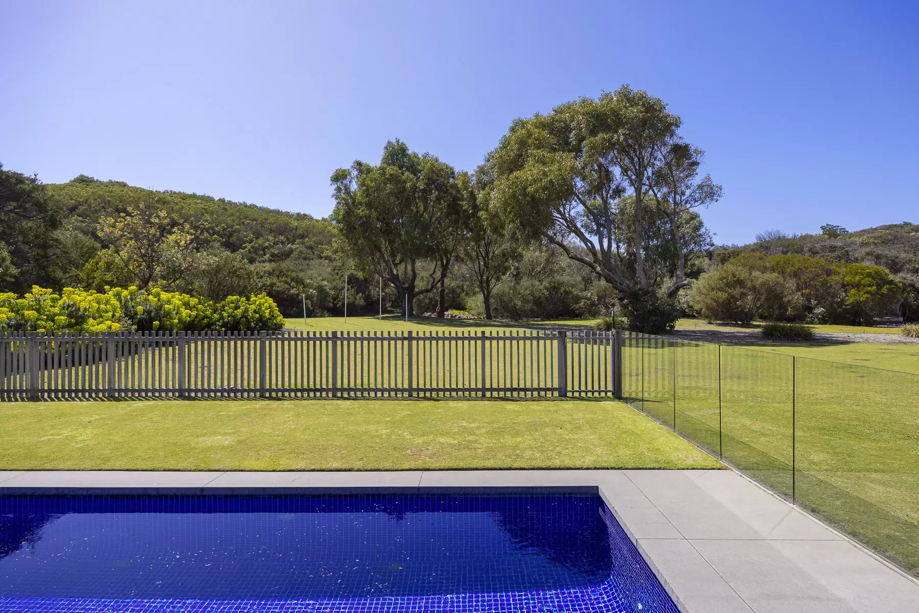 392B Sandy Road, St Andrews Beach Sold by Melbourne Sotheby's International Realty - image 1