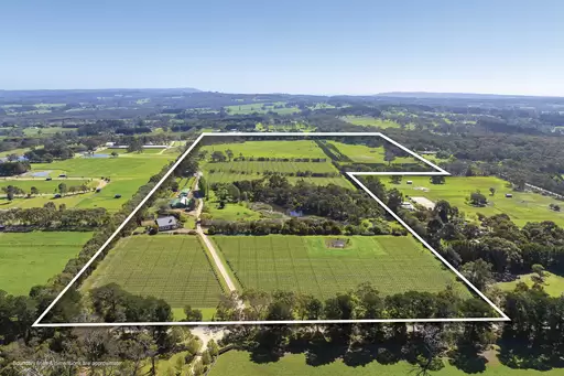 437 Stumpy Gully Road, Balnarring For Sale by Melbourne Sotheby's International Realty