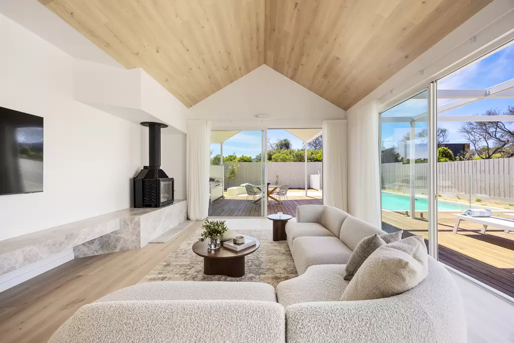 22 Dana Avenue, Blairgowrie For Sale by Melbourne Sotheby's International Realty