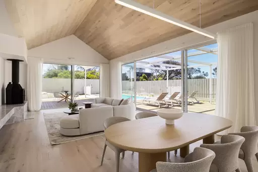 22 Dana Avenue, Blairgowrie For Sale by Melbourne Sotheby's International Realty