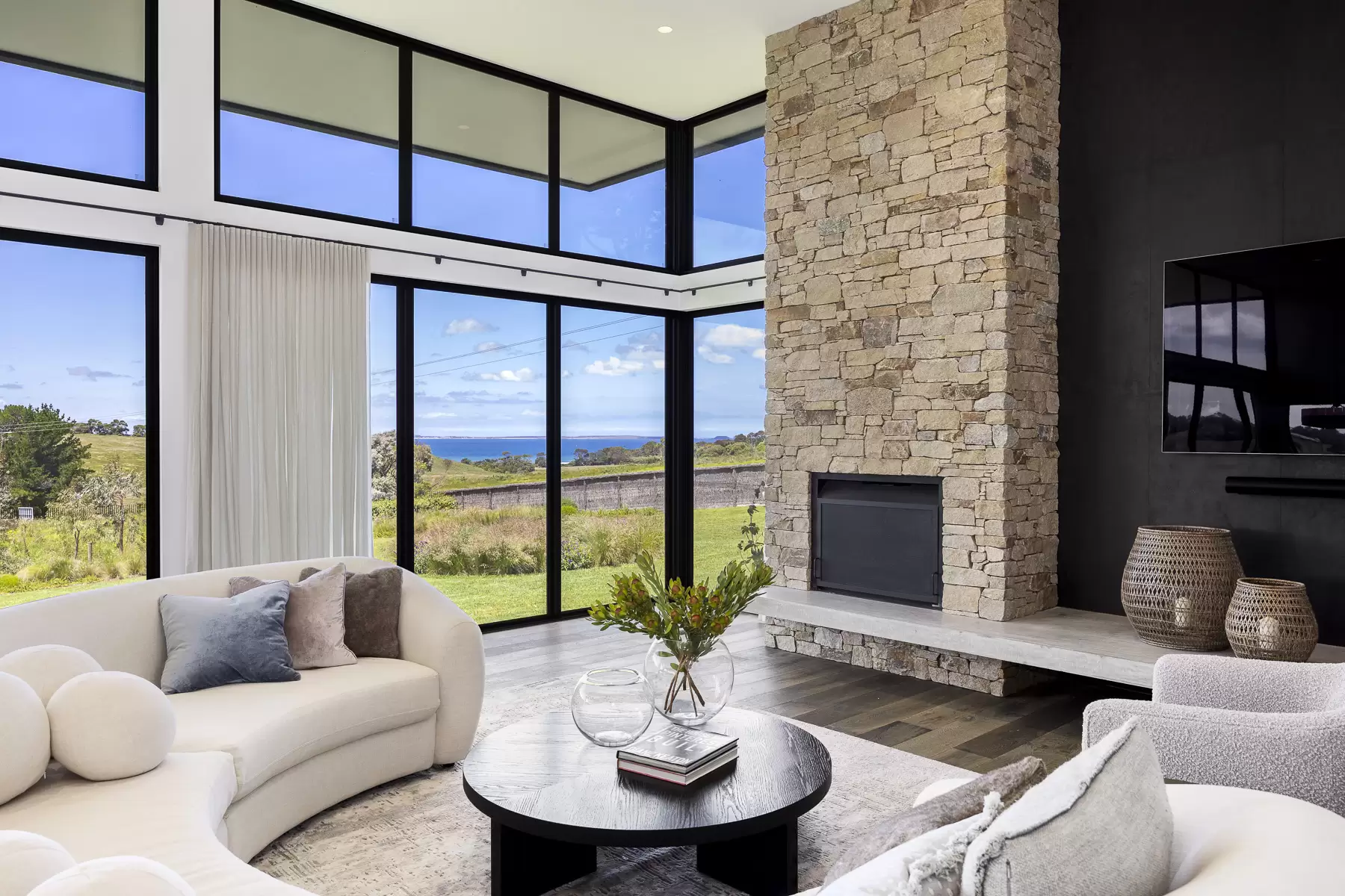 4390 Frankston Flinders Road, Flinders Sold by Melbourne Sotheby's International Realty - image 2