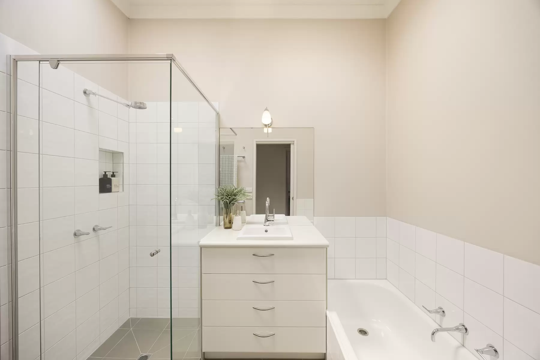 35 And 39  Munro  Street, Blairgowrie For Sale by Melbourne Sotheby's International Realty - image 15